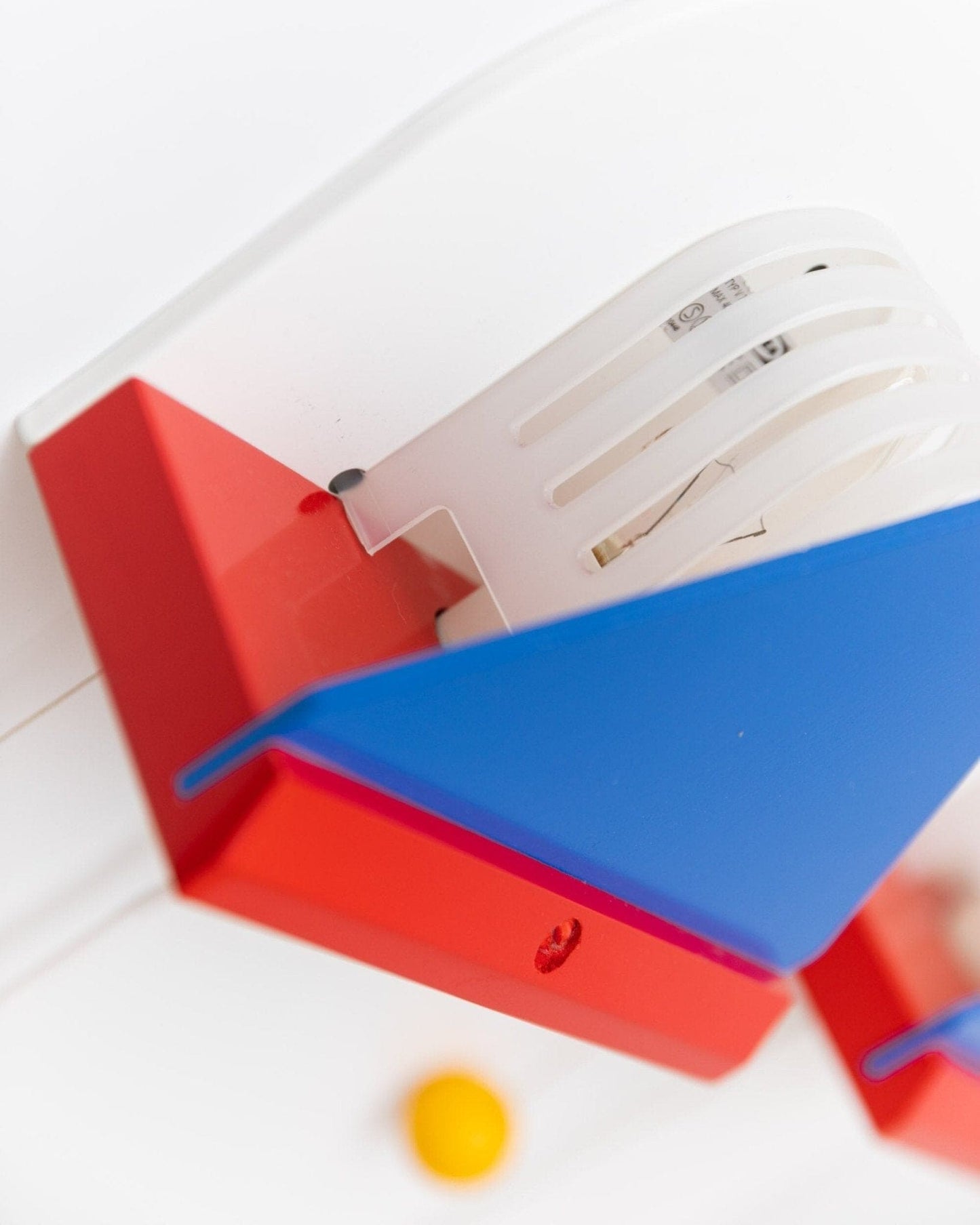 Applique vintage style Memphis par Ettore Sottsass pour IKEA 1980