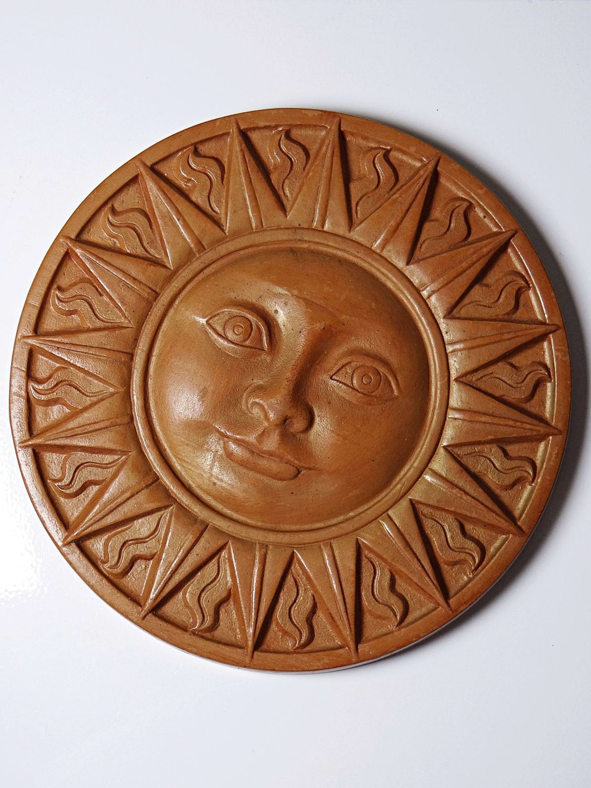 Vintage Wandrelief Sonnengesicht aus Terrakotta von Mak Marazzi
