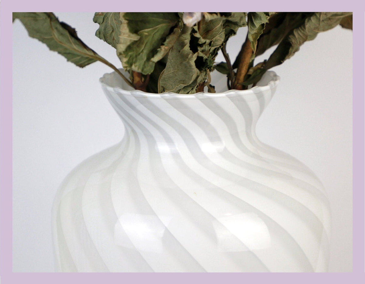 Vase tourbillon vintage en verre de Murano Venise 1950 blanc rose Vetro Barovier Toso