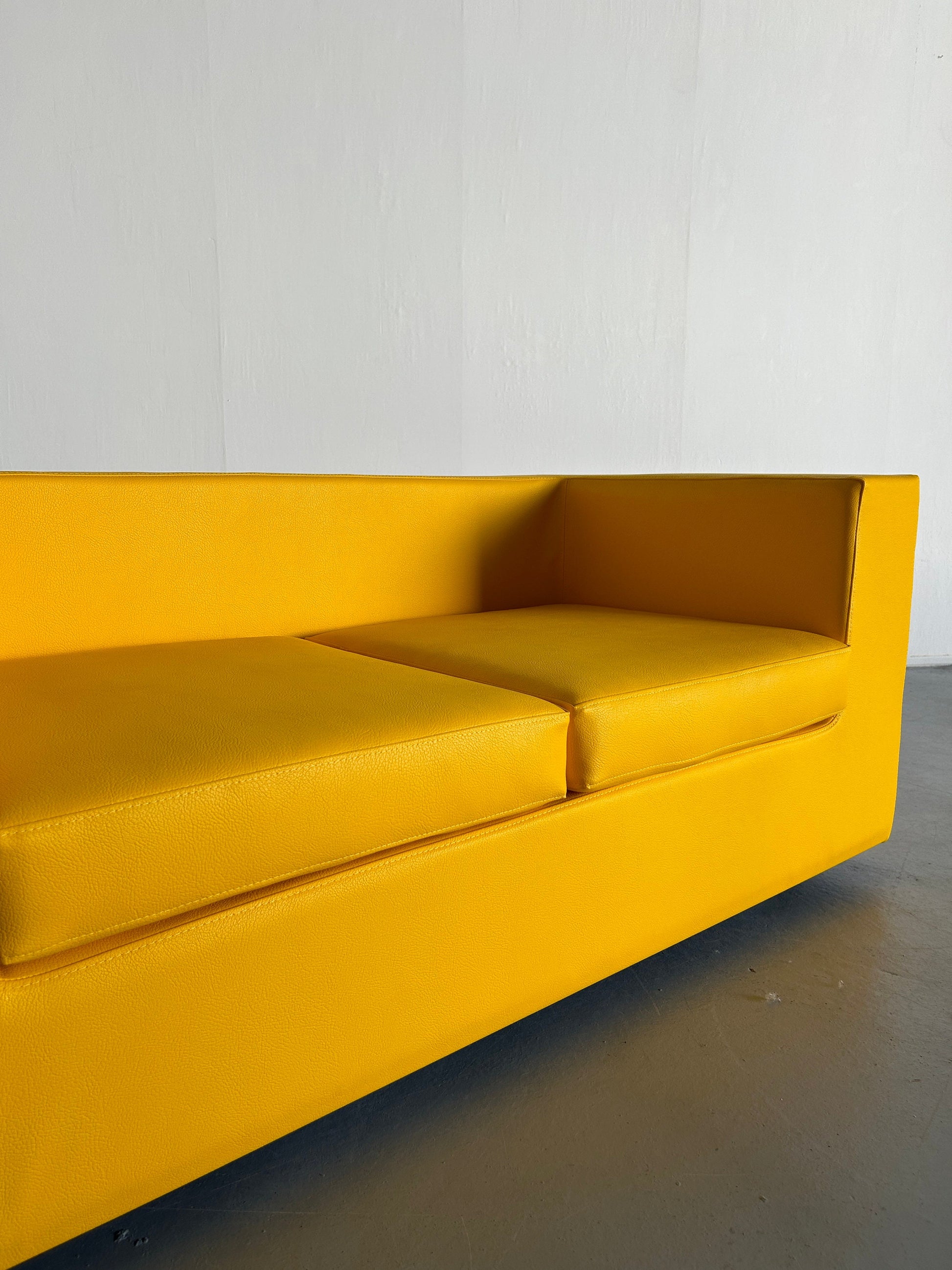 Vintage "Throw-Away" Sofa von Willie Landels für Zanotta Gelb Space Age 1965