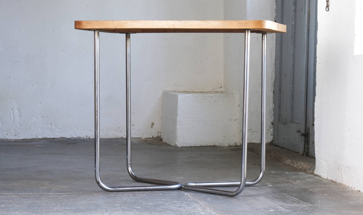 Vintage Beistelltisch Bauhaus Stahlrohr mit Schlaufenfuß