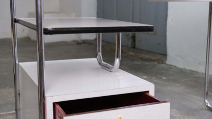Vintage Schreibtisch Bauhaus Stahlrohr, weiß-grau, abschließbar