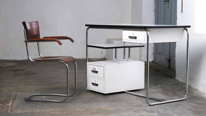 Vintage Schreibtisch Bauhaus Stahlrohr, weiß-grau, abschließbar