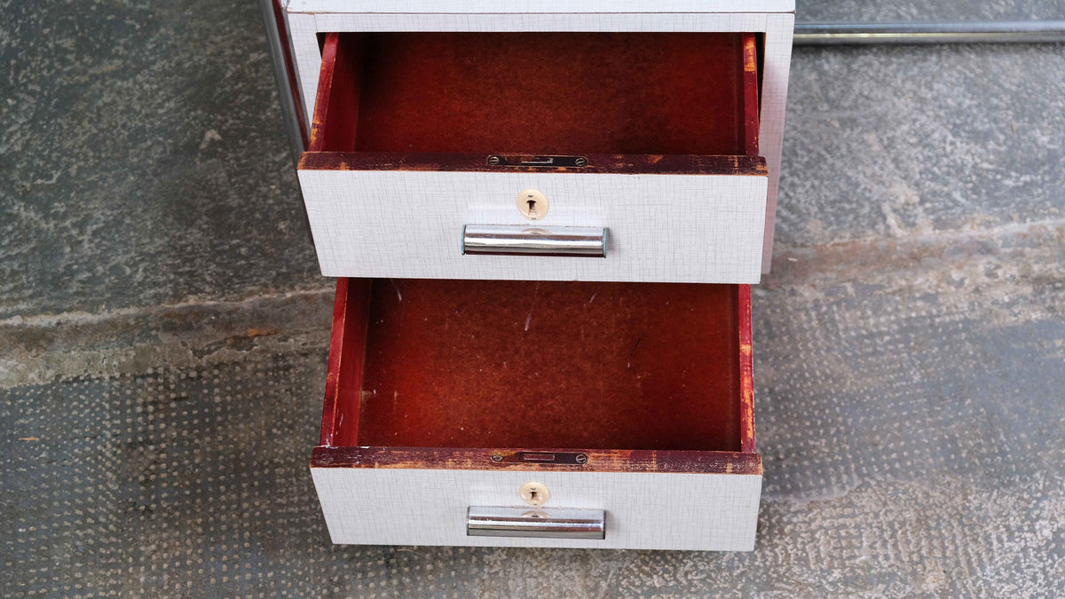 Vintage Schreibtisch Bauhaus Stahlrohr, weiß-grau, abschließbar
