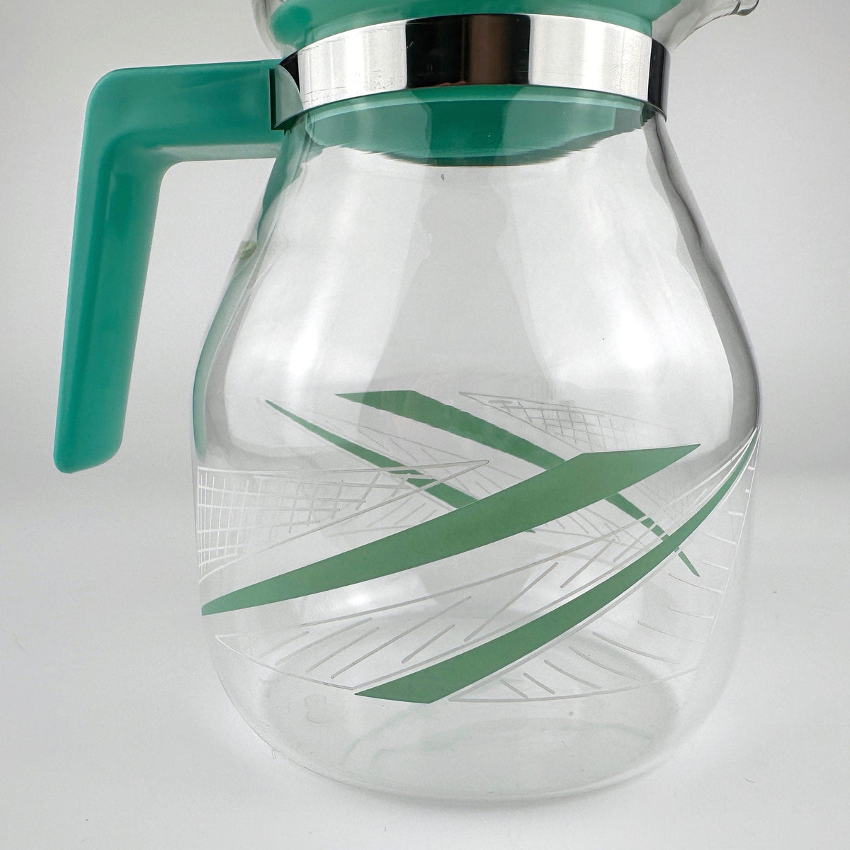 Carafe postmoderne en verre vert menthe Memphis Milano années 1980 1990