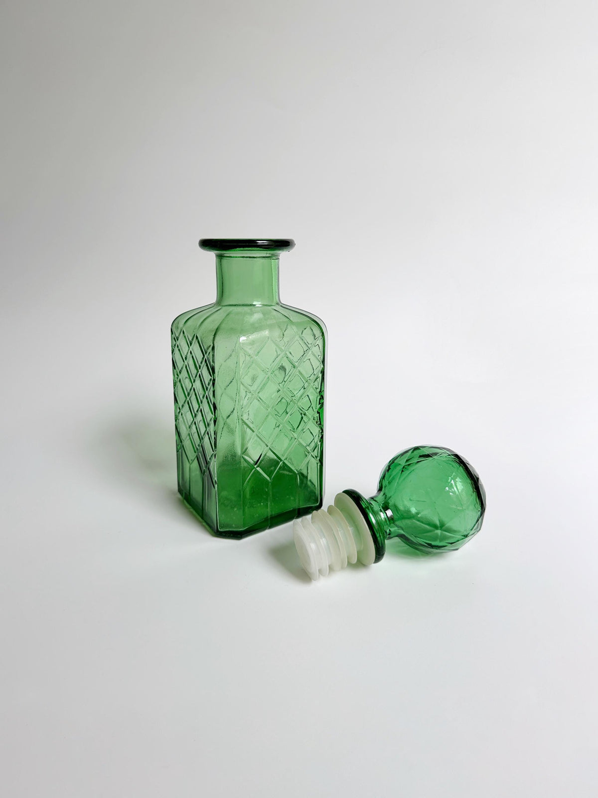 Vintage MCM Empoli Grüne Glasflasche Dekanter 60er Mid Century Karaffe Italien