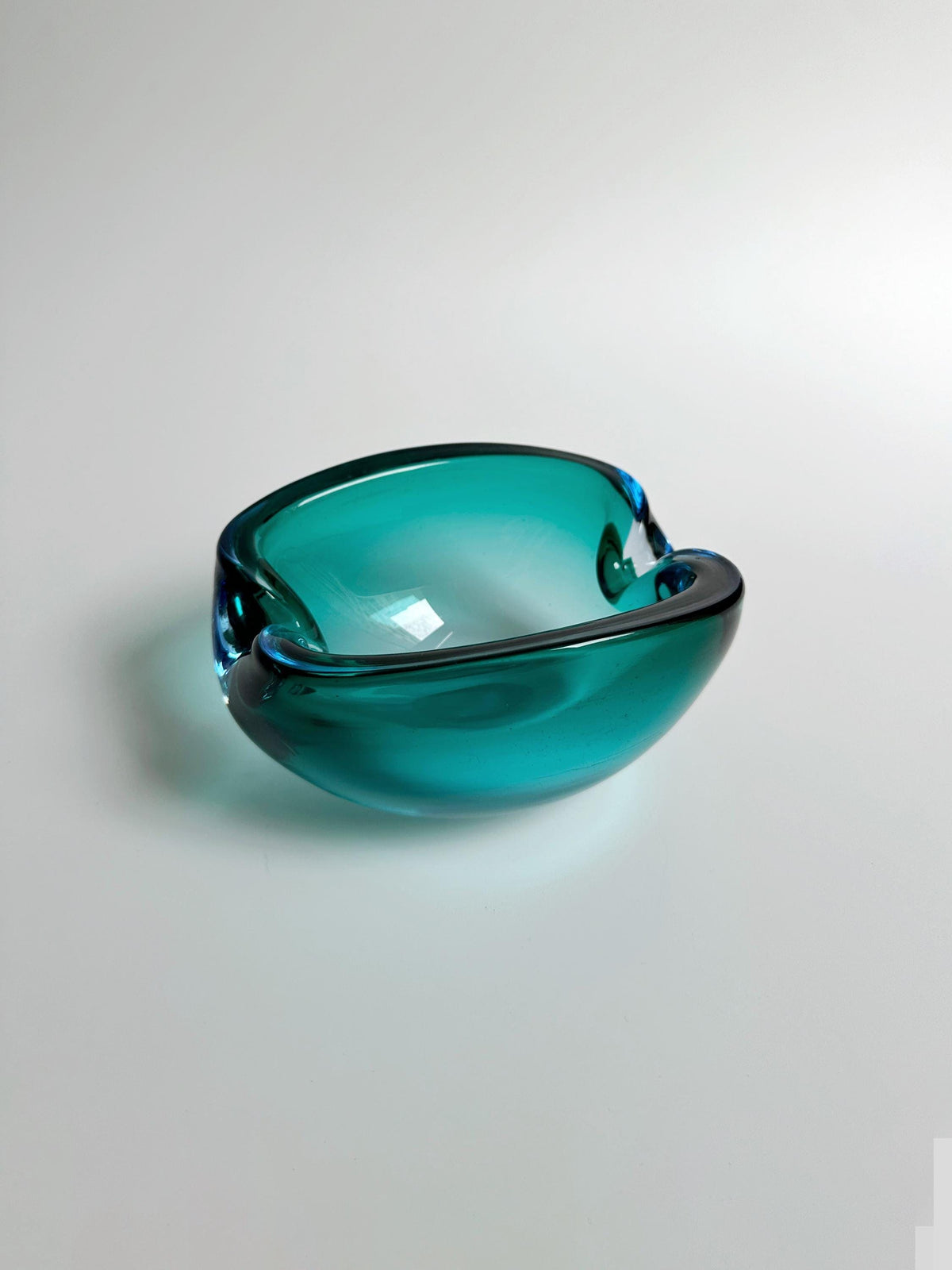 Cendrier vintage en verre de Murano vert menthe turquoise style Flavio Poli milieu du siècle