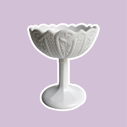 Vintage Jugendstil Opaline Glas Fußschale Weiß