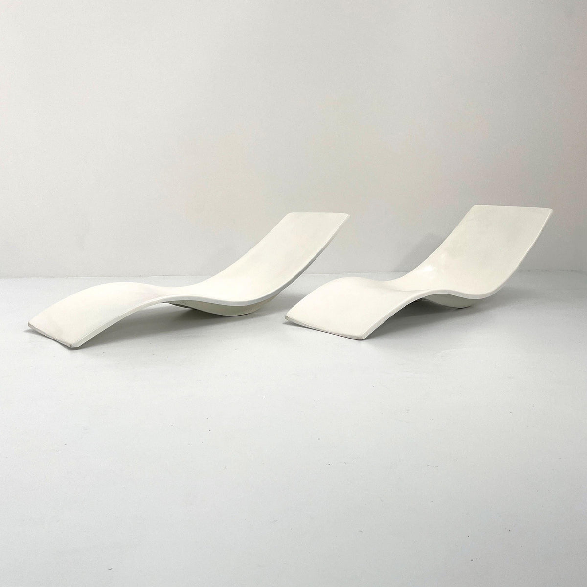 Vintage Sun Lounger by Charles Zublena for Les Plastiques de Bourgogne White Set of 2