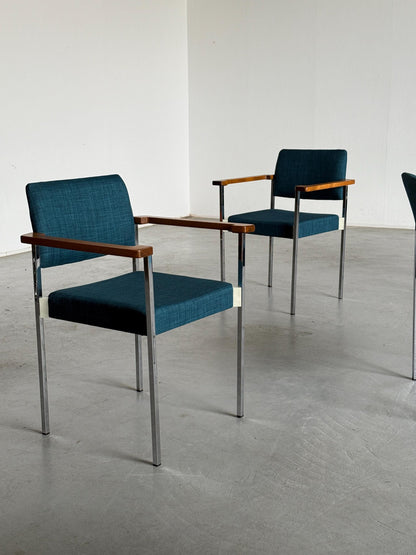 Vintage Stapelstuhl Chrom Holz Polster blau, 1960er