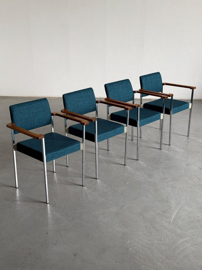 Vintage Mid-Century Modern Stuhl verchromt gepolstert 1960er