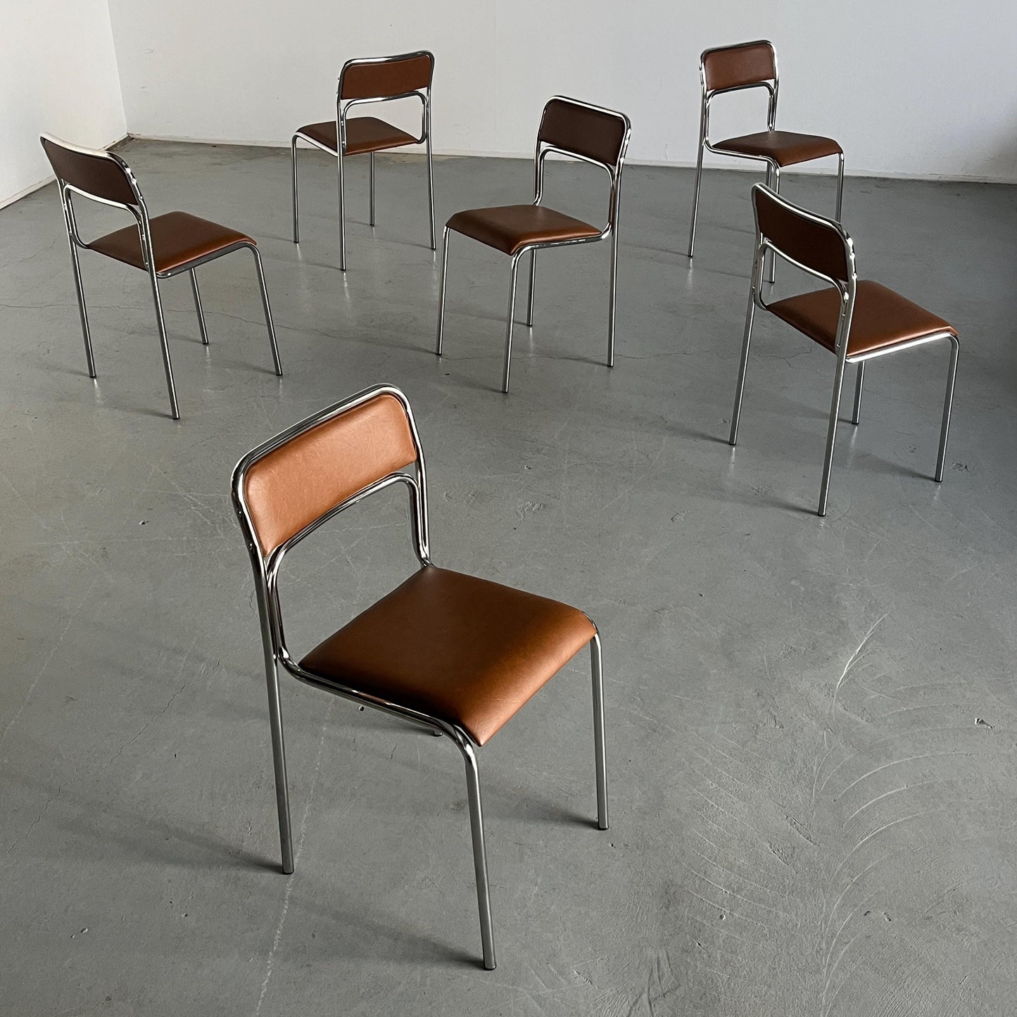 Vintage Set von 6 Stapelstuhl Bauhaus Design, Chromrohr, Kunstleder Braun
