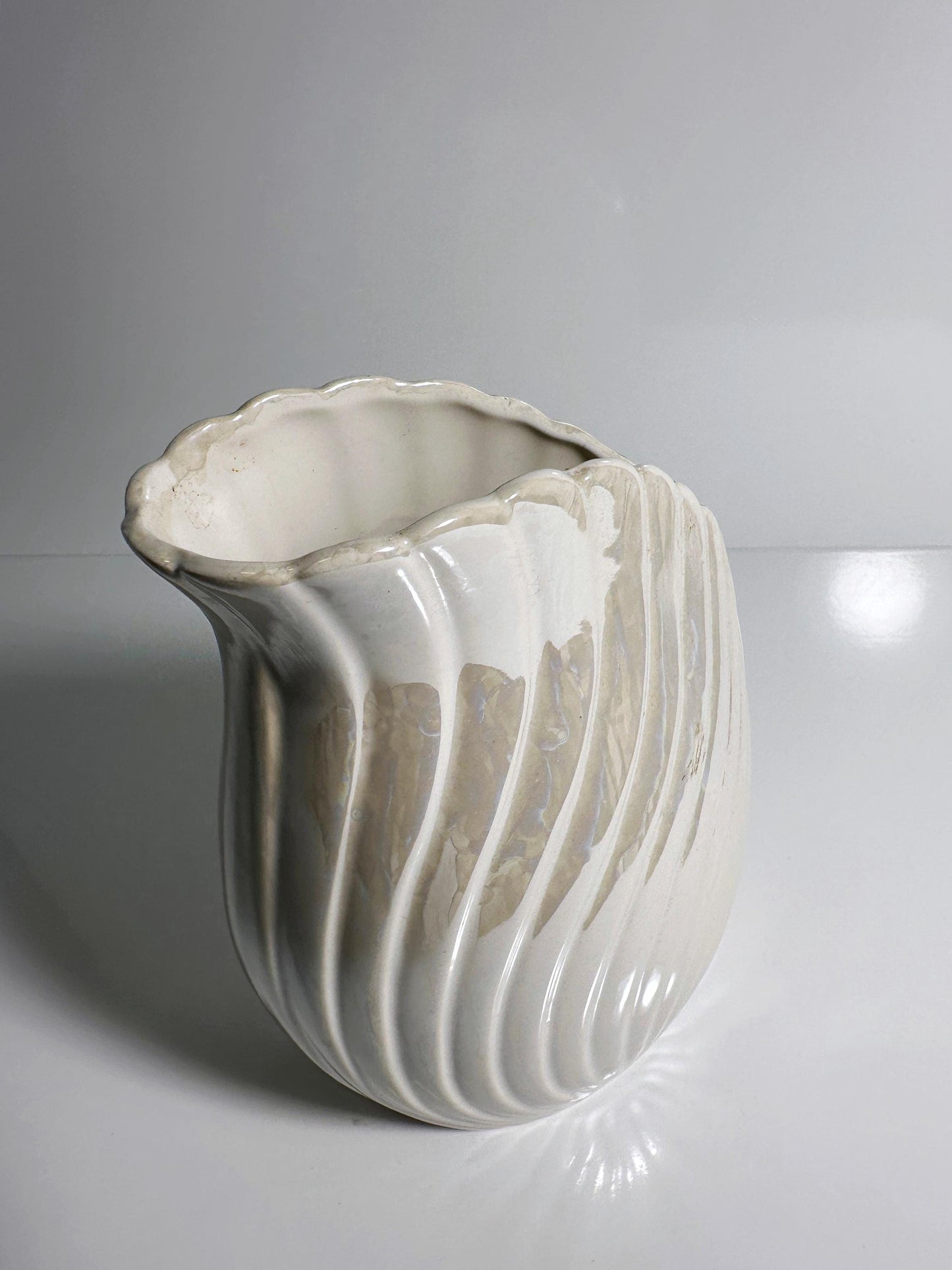 Vintage Ceramic Vase Art Deco Neo Revival Shell White Iridescent 80s