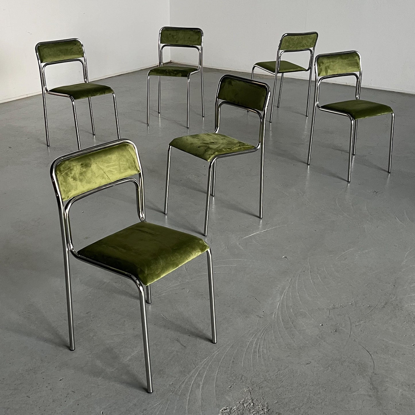 Vintage Stuhl Set von 6 Bauhaus Chrom und grüner Samt von italienischer Designer für unbekannt