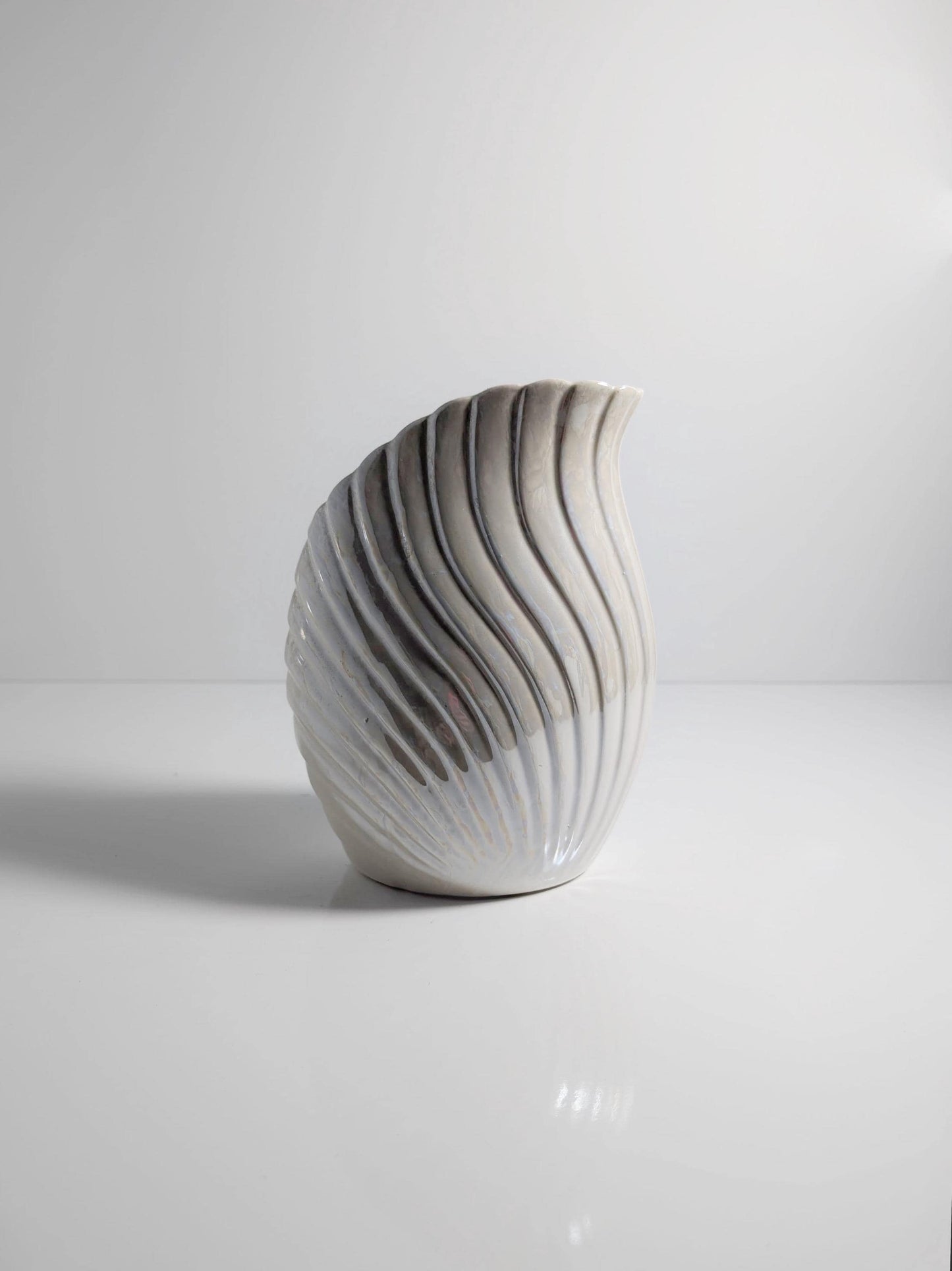 Vintage Ceramic Vase Art Deco Neo Revival Shell White Iridescent 80s