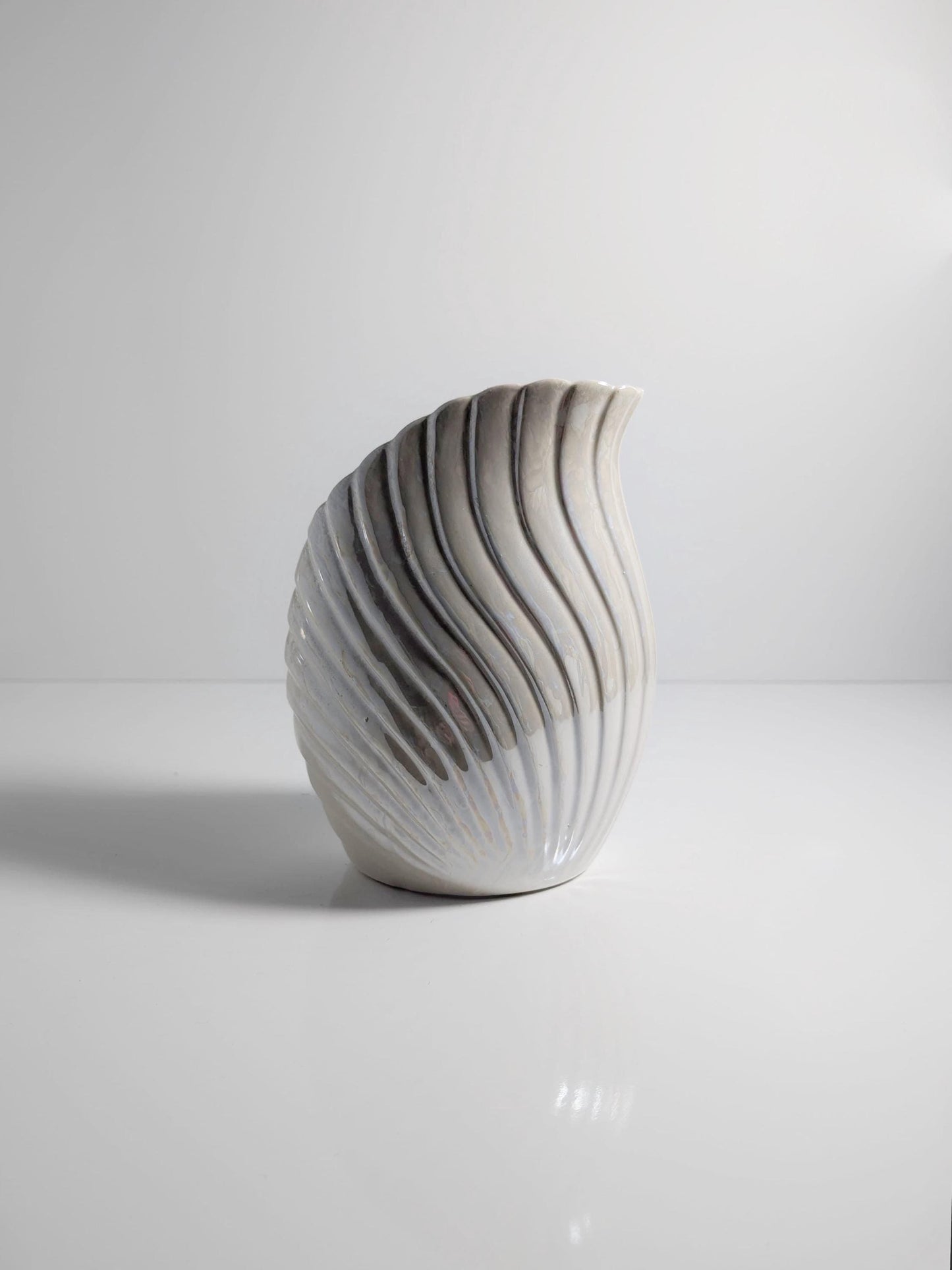 Vintage Ceramic Vase Art Deco Neo Revival Shell White Iridescent 80s