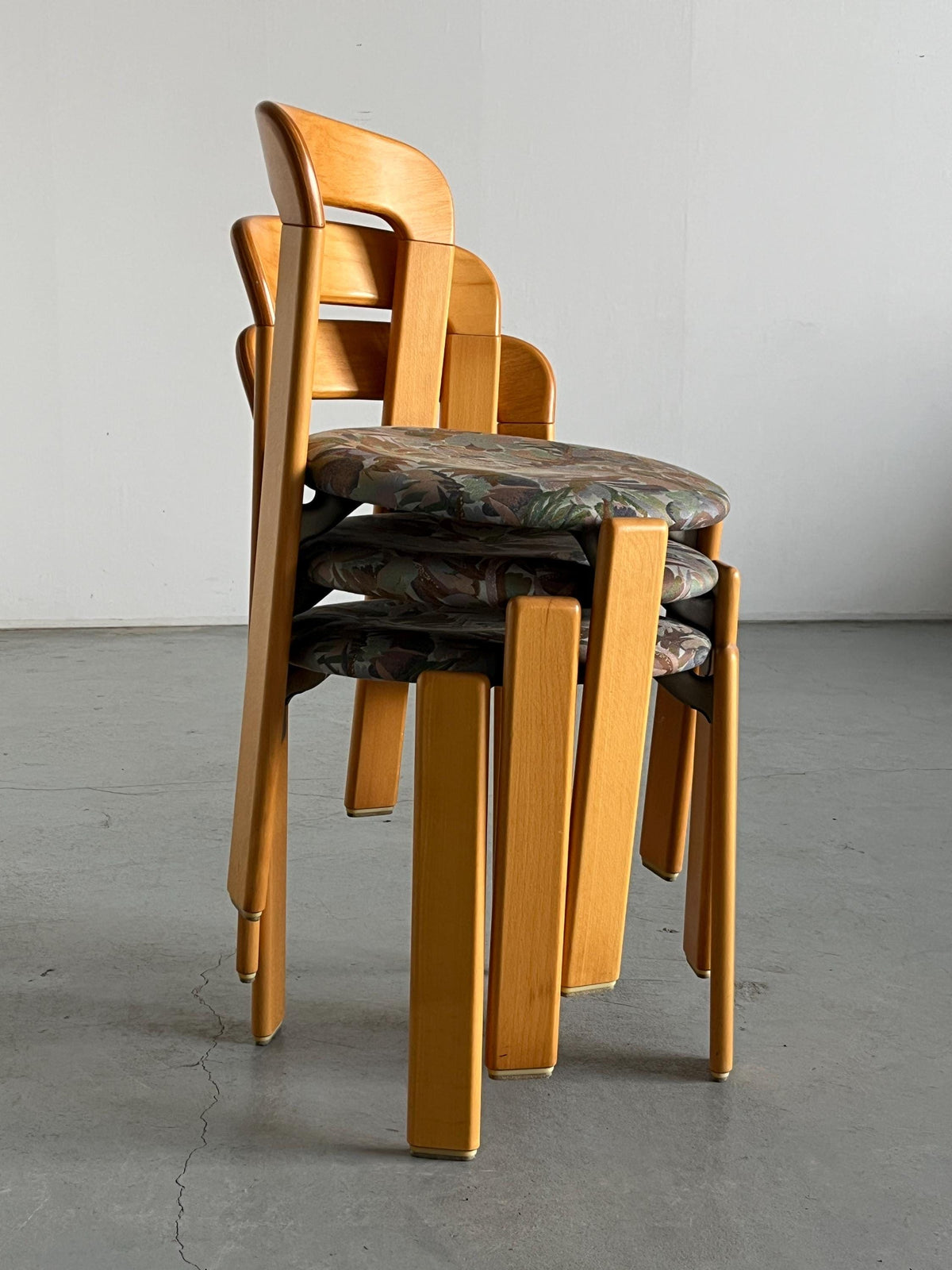 Chaise de salle à manger vintage Bruno Rey de Kusch+Co avec motif floral 1 sur 3