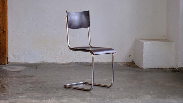 Chaise cantilever vintage de Mart Stam marron foncé, métal, chrome, bois, acier
