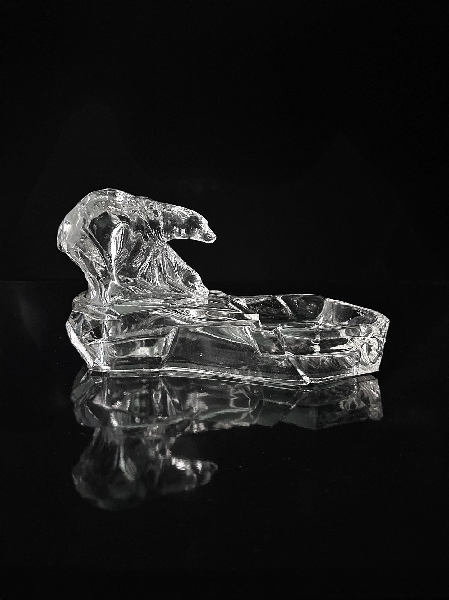 Vintage crystal bowl polar bear by Zarel Zentner 1930