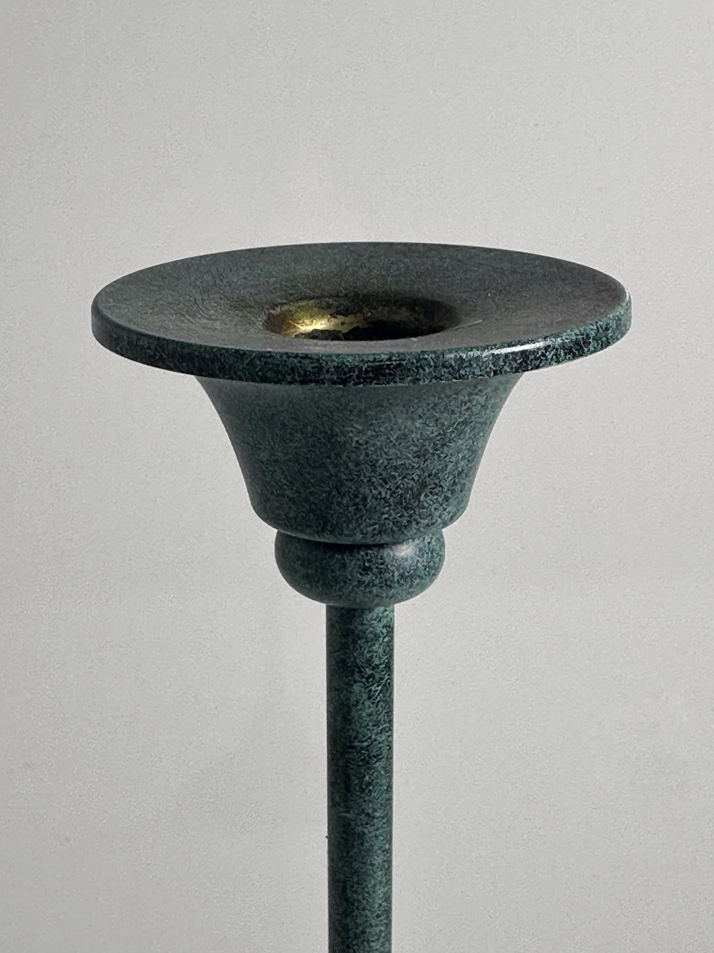 Bougeoir postmoderne vintage en métal patine vert turquoise 1980 1990