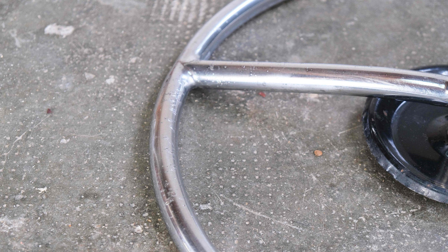 Vintage Bauhaus Standgarderobe aus verchromtem Stahlrohr mit Schirmständer