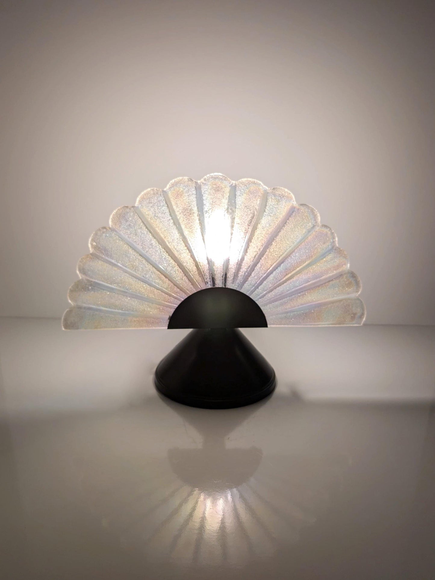 Lampe de table vintage en verre de Murano Art Déco des années 80