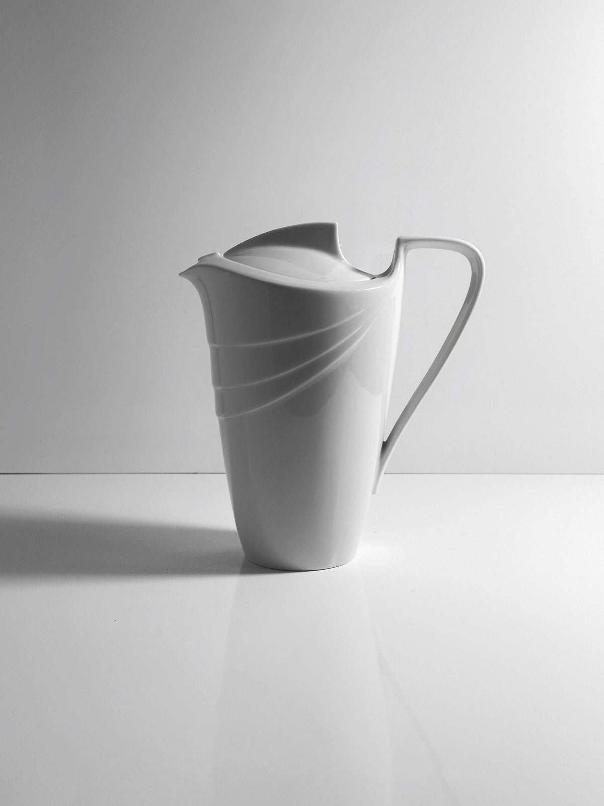 Verseuse vintage en porcelaine blanche, Art Deco Revival, 1980s