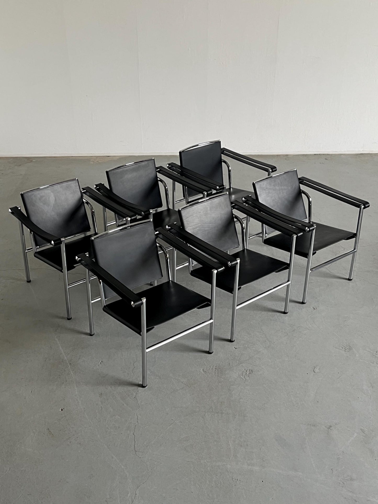 Vintage Lounge Chair im Stil von 'LC1' von Le Corbusier, Schwarz Leder