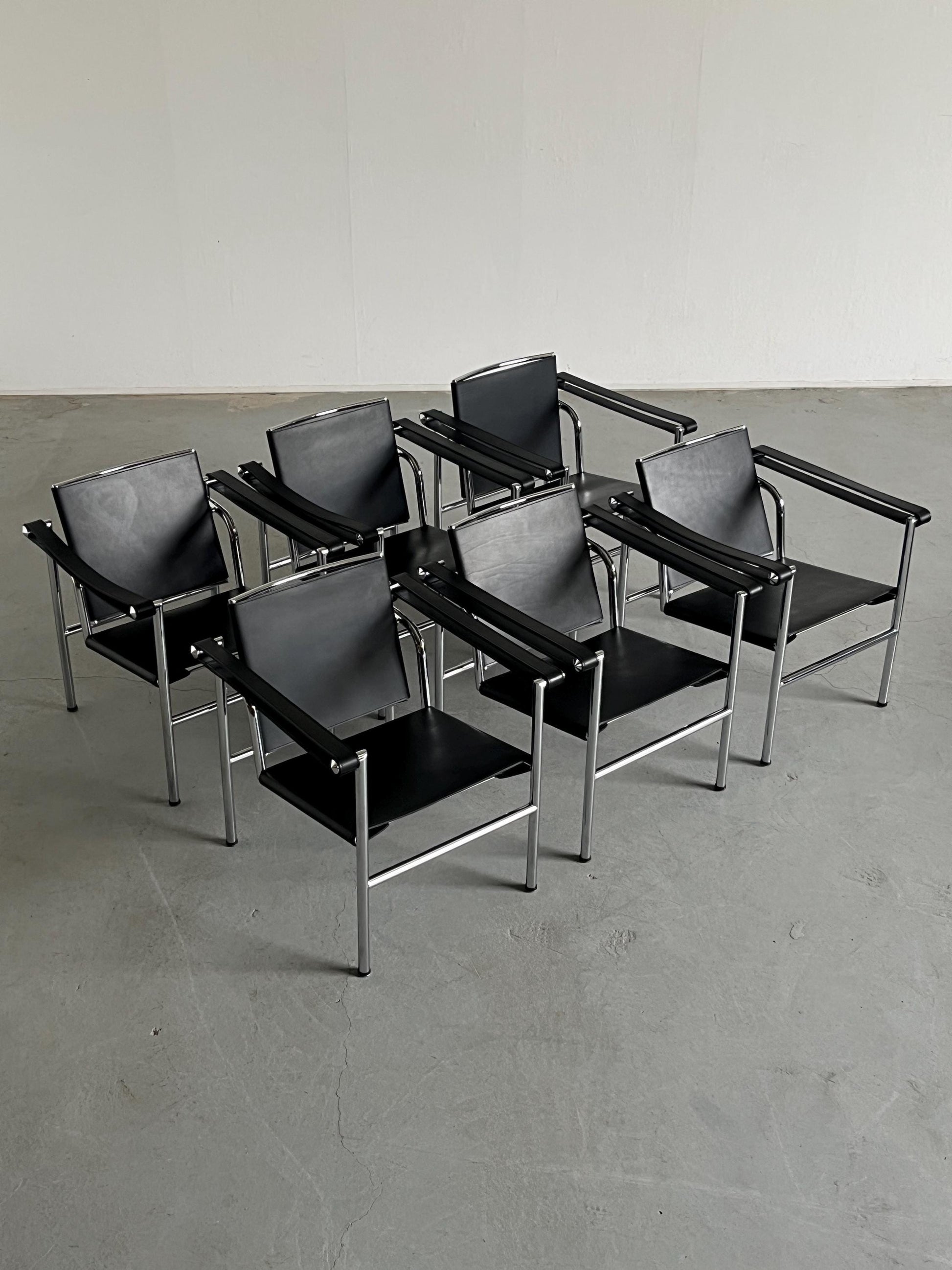 Vintage Lounge Chair im Stil von 'LC1' von Le Corbusier, Schwarz Leder