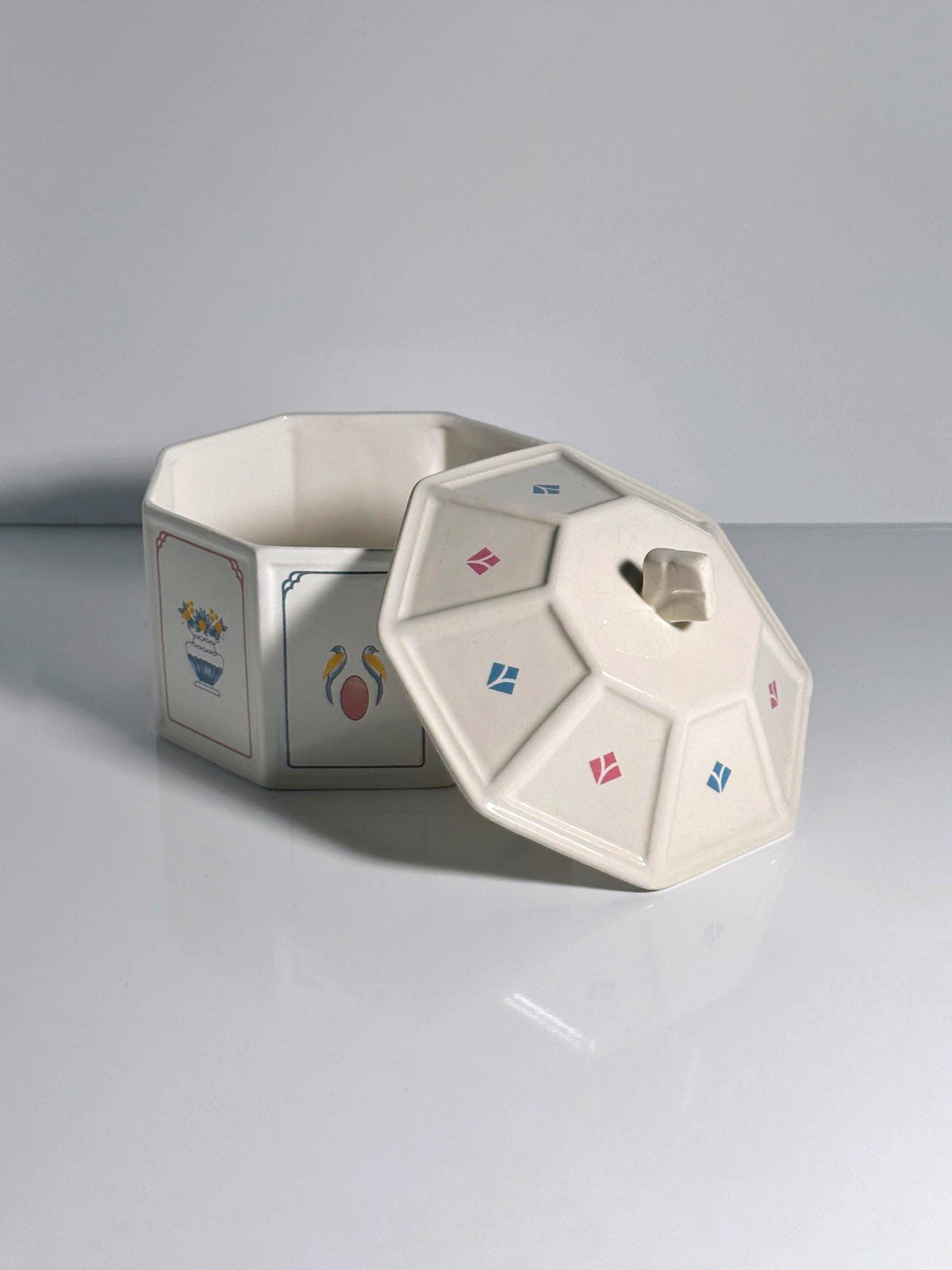 Boîte en céramique vintage avec couvercle, décor oiseaux et fleurs, années 1990