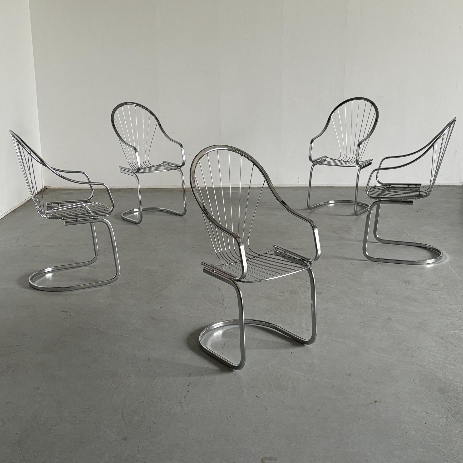 Chaises de Salon par Gastone Rinaldi chez Chaises de Salon par Gastone Rinaldi chez