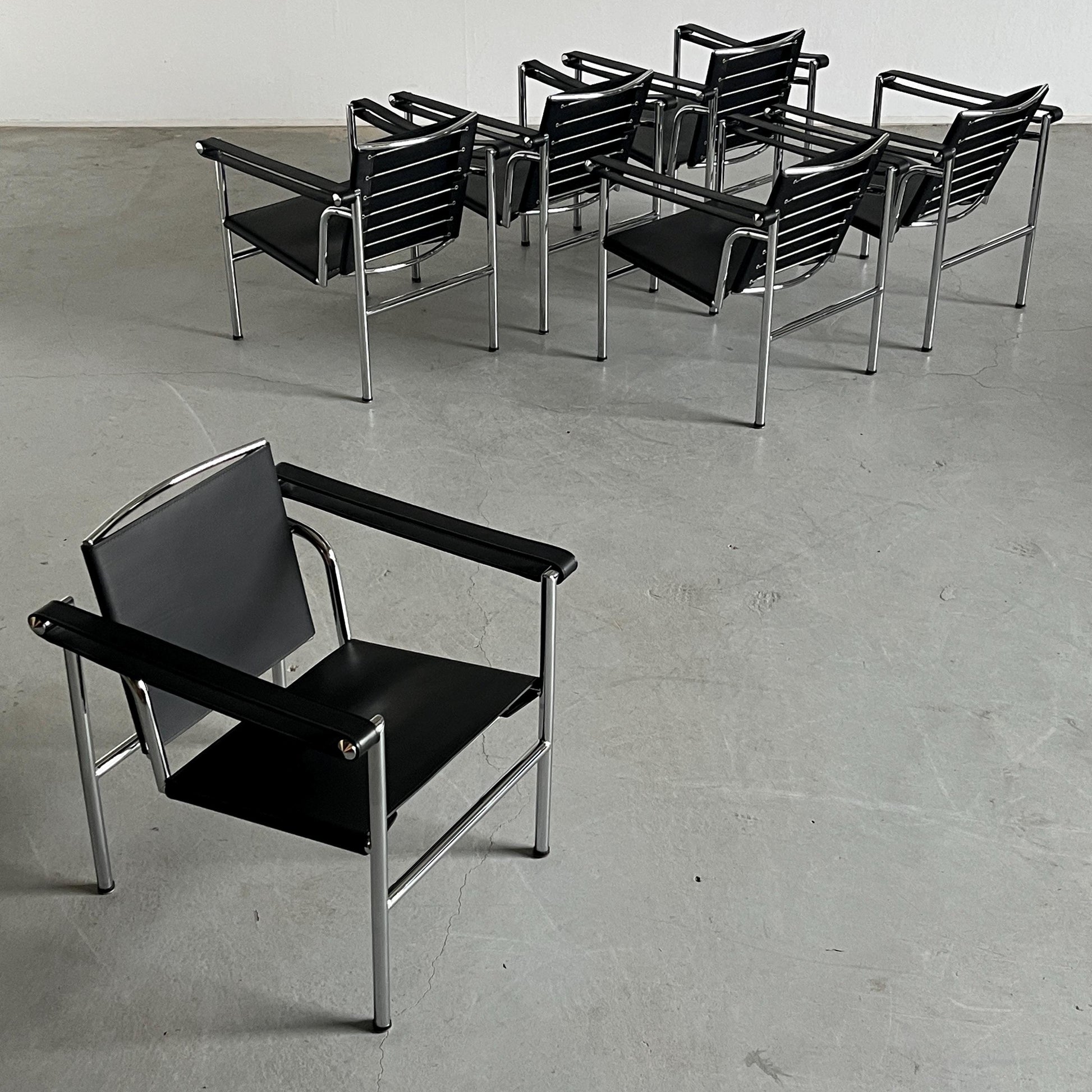 Vintage Lounge Chair im Stil von 'LC1' von Le Corbusier, Schwarz Leder