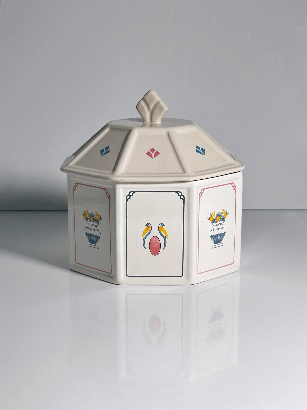 Boîte en céramique vintage avec couvercle, décor oiseaux et fleurs, années 1990