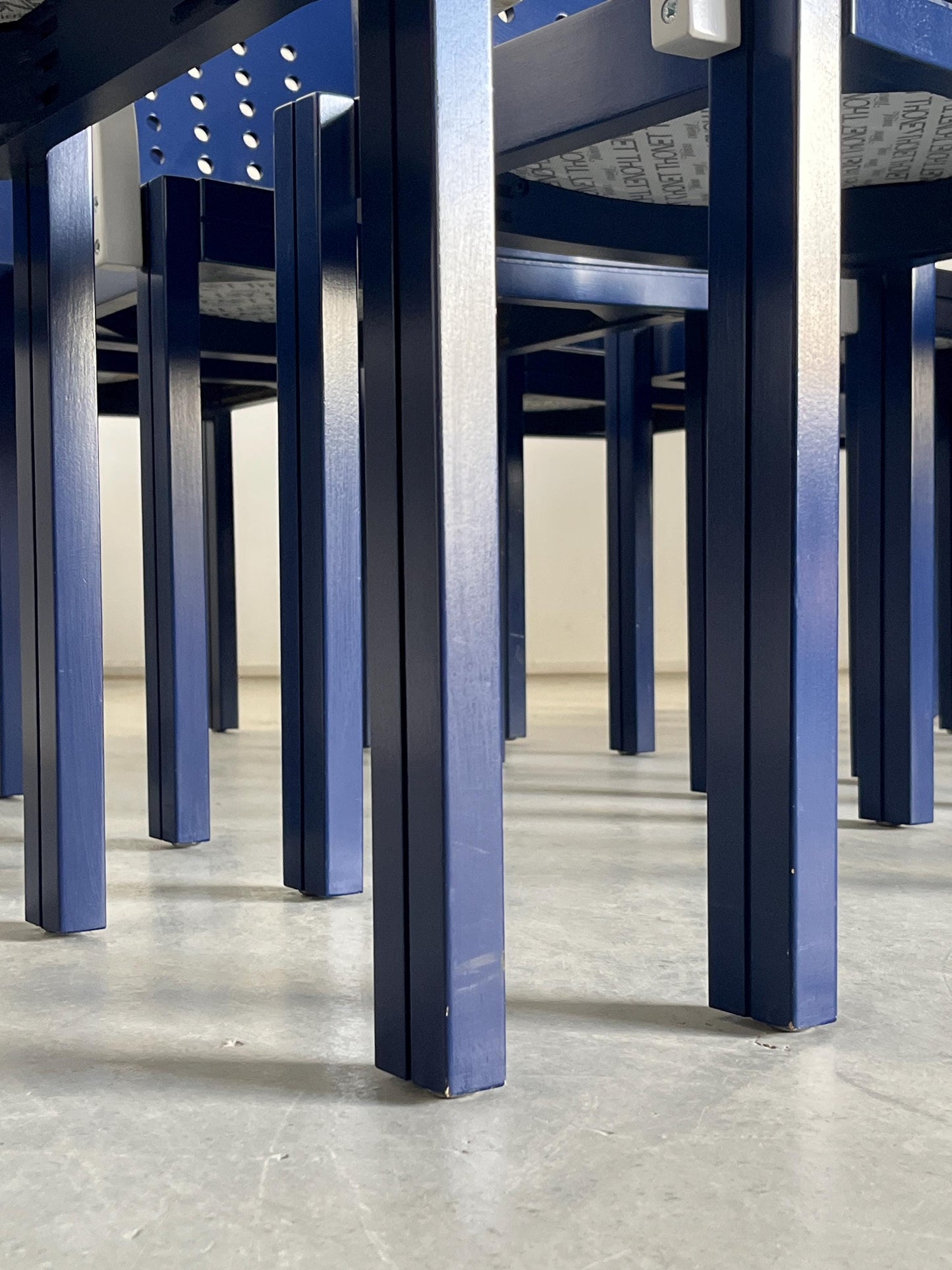 Vintage Stuhl von Michael Thonet für Thonet Vienna, stapelbar, signiert