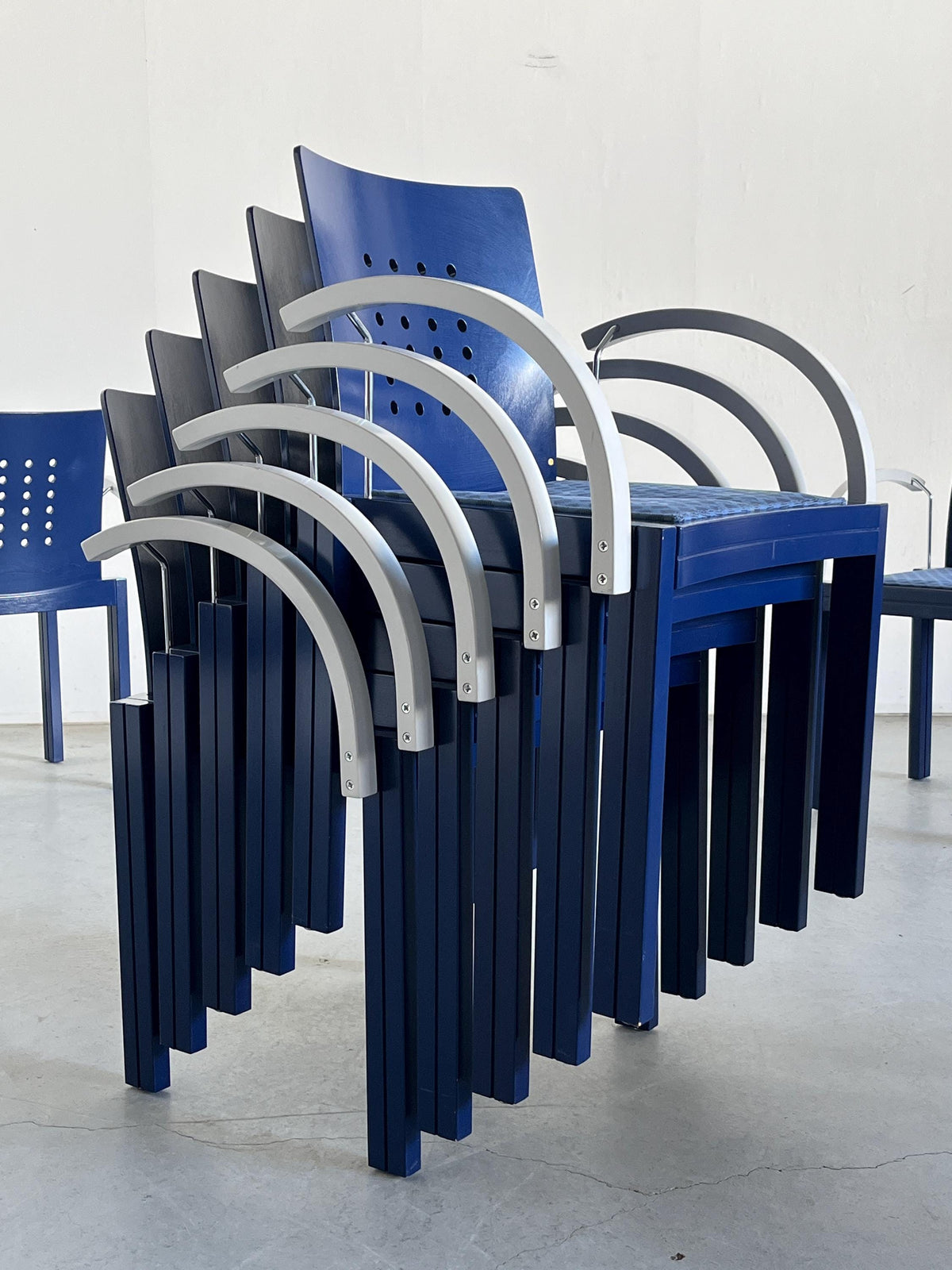 Vintage Stuhl von Michael Thonet für Thonet Vienna, stapelbar, signiert