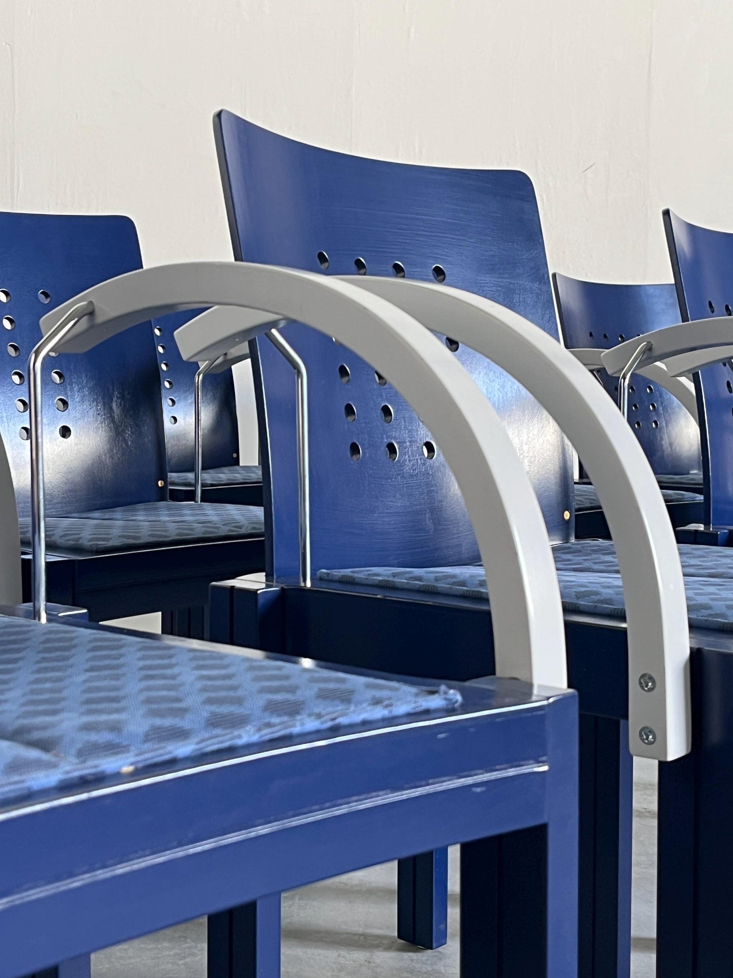 Vintage Stuhl von Michael Thonet für Thonet Vienna, stapelbar, signiert