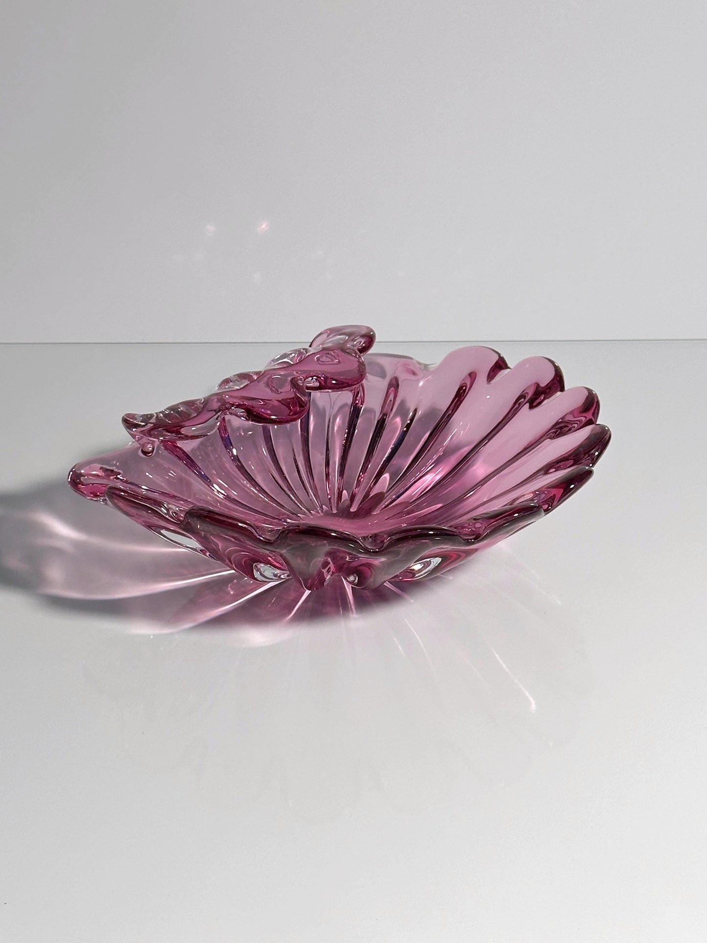 Vintage Schale Muschelform von Formia Vetri Murano Cranberry Glas 70er