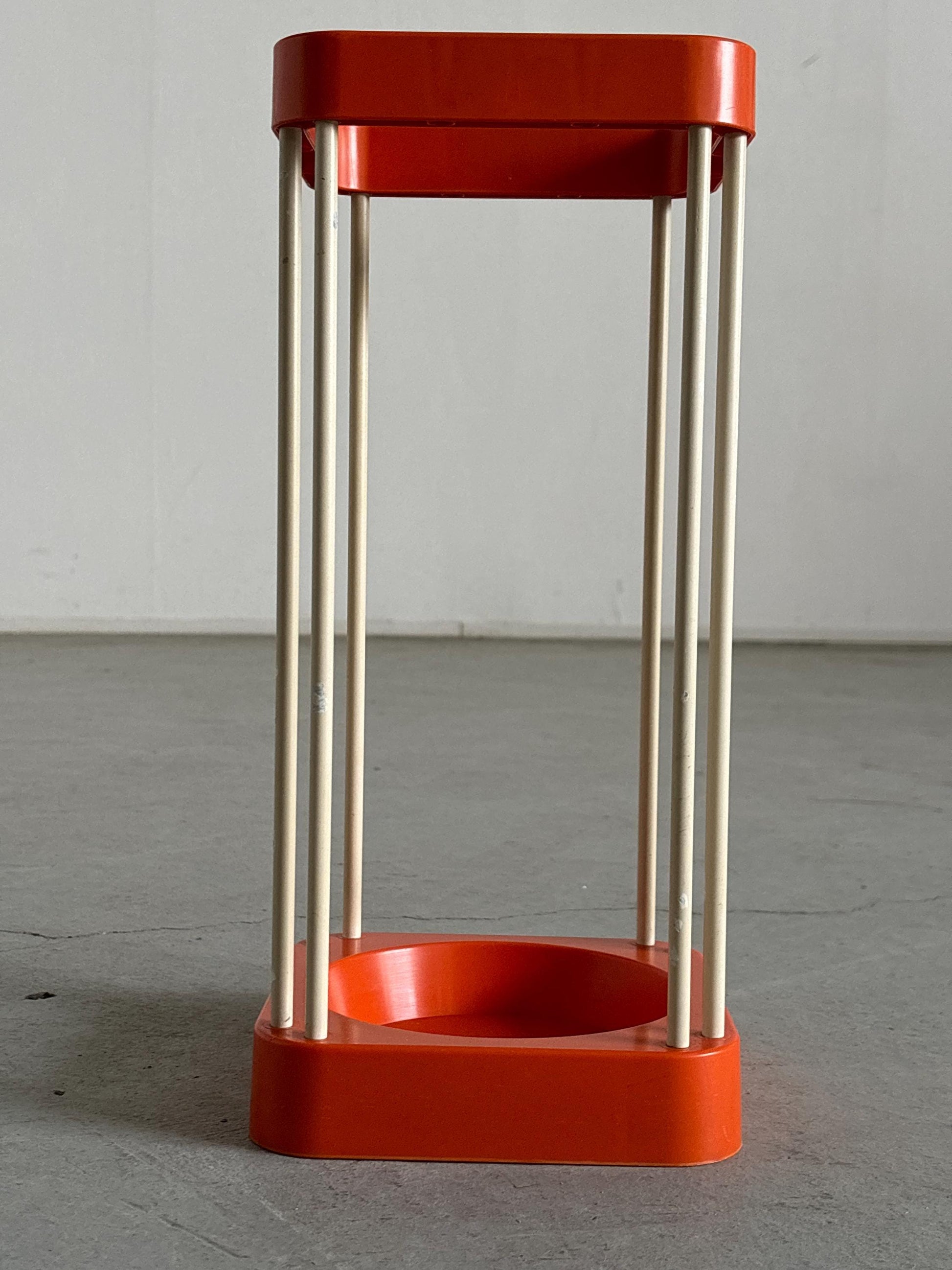 Vintage Regenschirmständer Space Age Orange Weiß 1970er