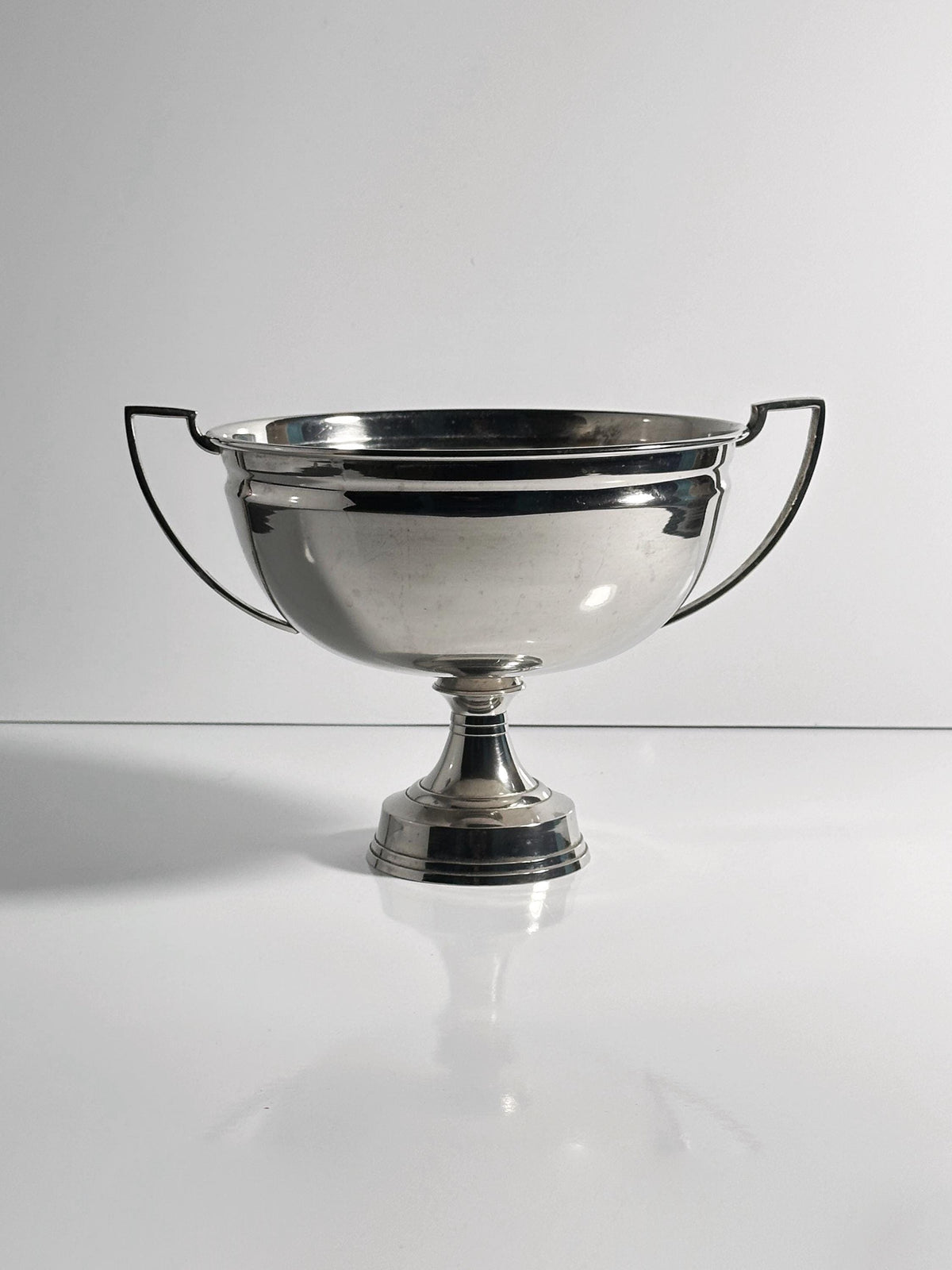Vintage handle bowl metal silver