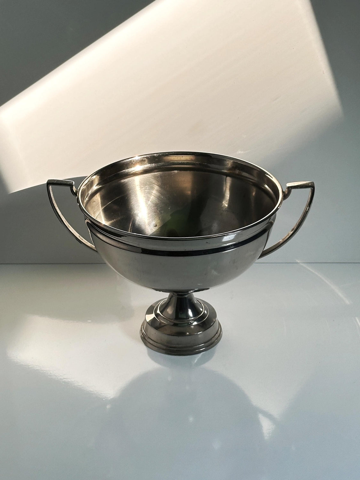 Vintage handle bowl metal silver