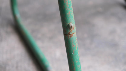 Chaise cantilever Bauhaus vintage à restaurer 1 sur 2