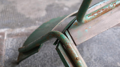 Chaise cantilever Bauhaus vintage à restaurer 1 sur 2