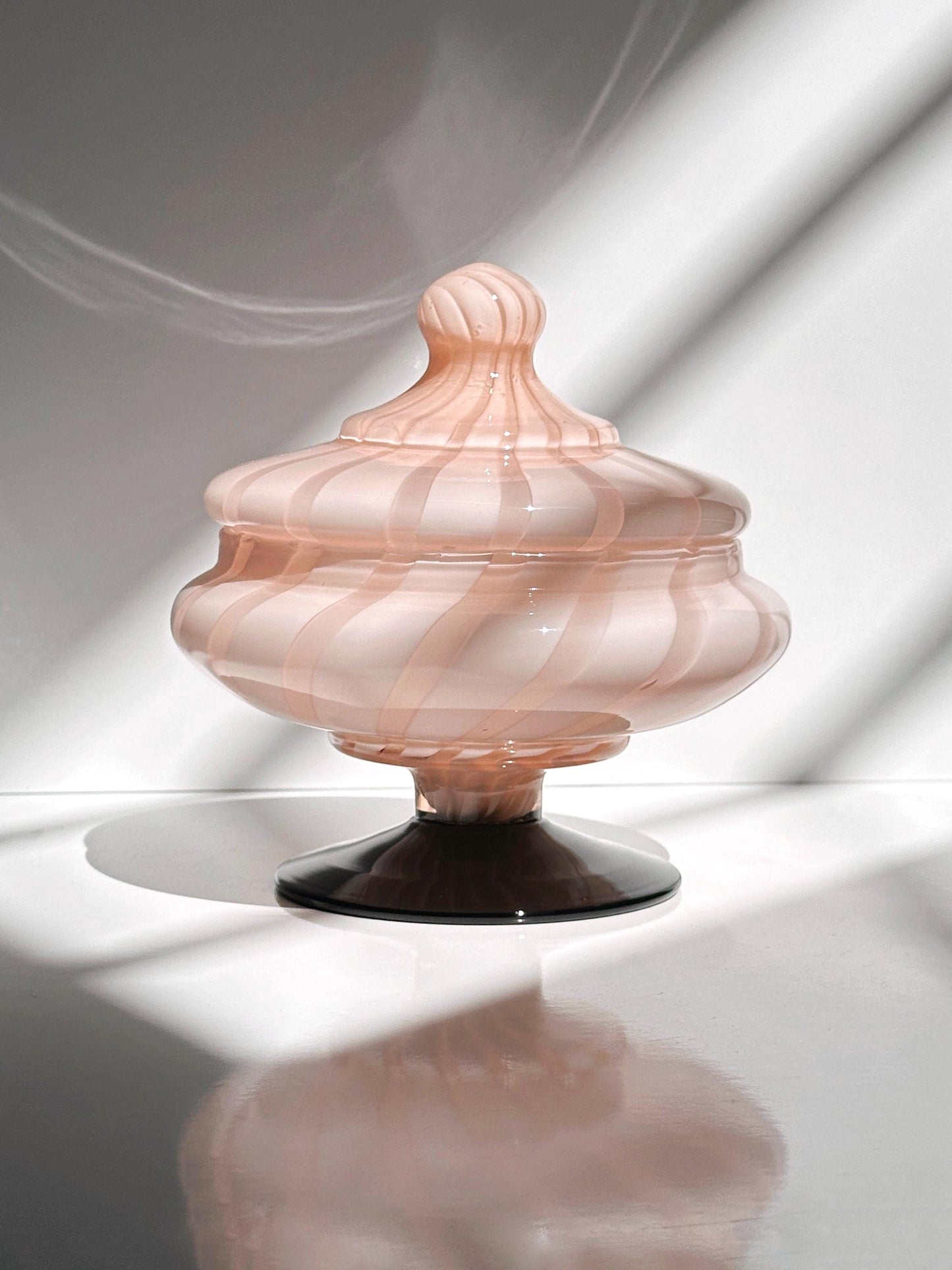 Vintage Murano Glass Bonbonniere Pink Swirl 1950s