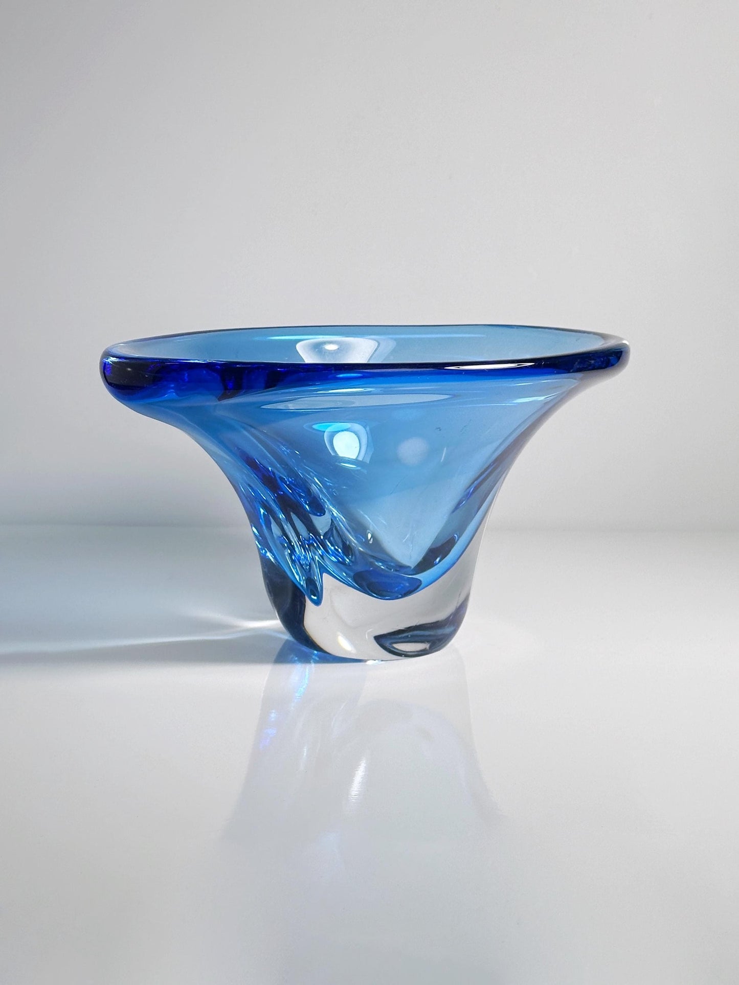 Vintage fruit bowl crystal glass by Focke+Meltzer Blue Netherlands
