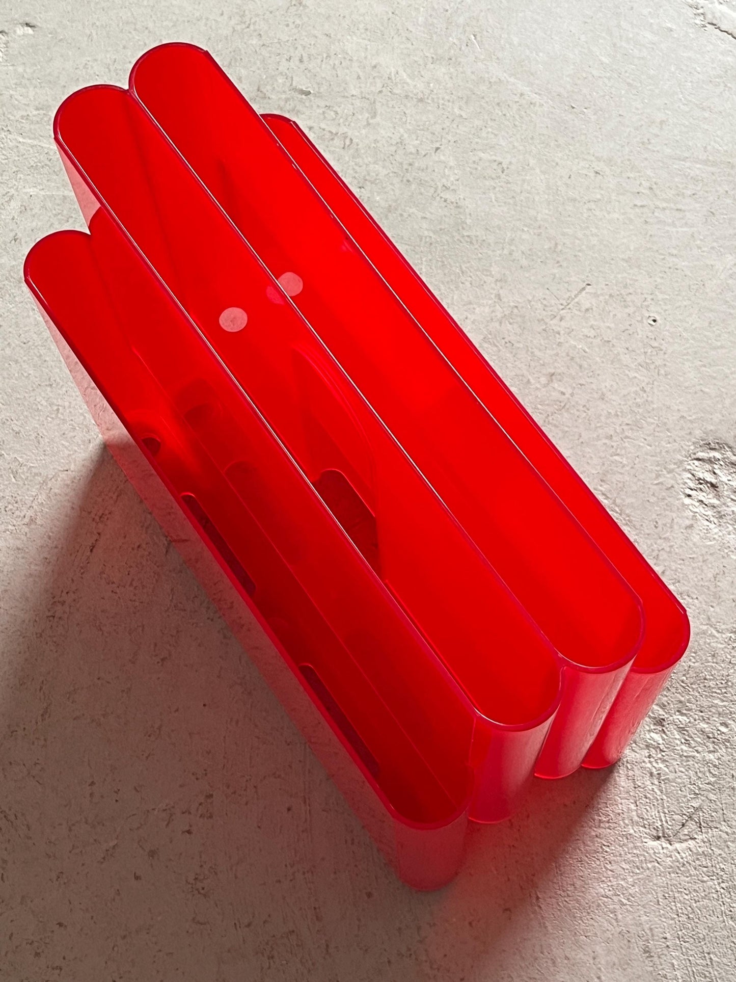 Vintage Zeitschriftenständer Mod. 4676 von Giotto Stoppino für Kartell rot