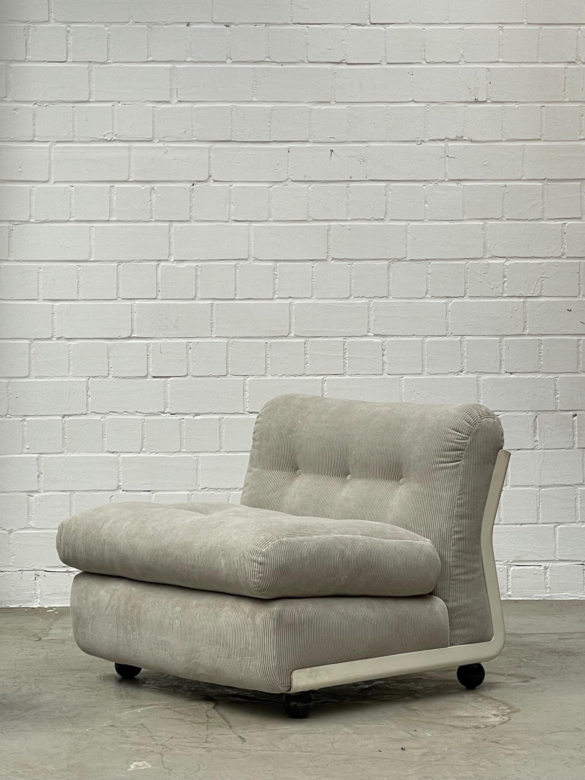 Vintage Loungesessel Amanta von Mario Bellini für B&B Italia schwarze Hartschale neu bezogen