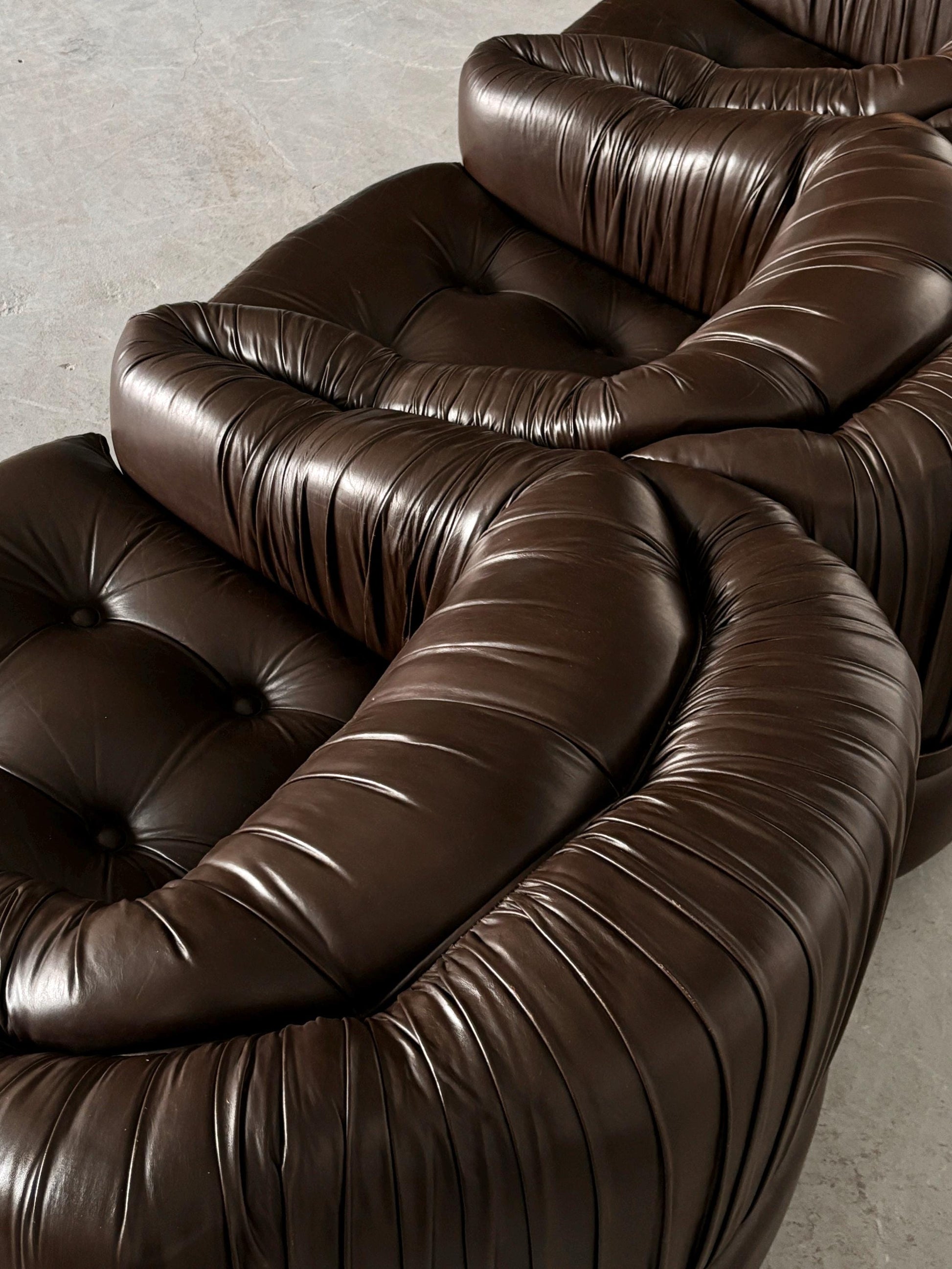 Vintage Dreisitzer Sofa Dunkelbraun Leder von Axel Di Pietrobon 1970er Italien