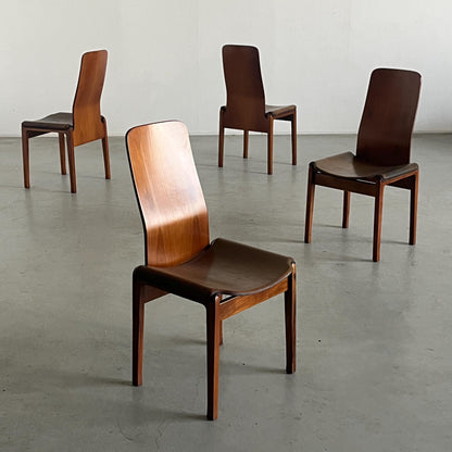 Vintage 'Fiorenza' Essstuhl von Tito Agnoli für Molteni in Leder und Walnuss Set von 4