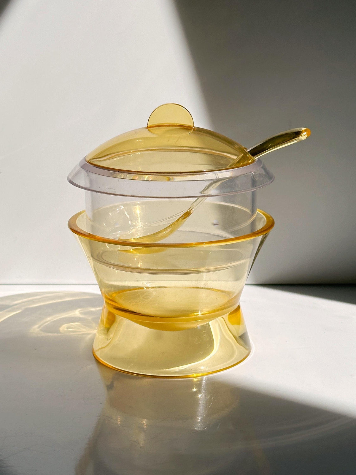 Set de table vintage Guzzini « Particolare » 5 pièces en jaune, postmoderne