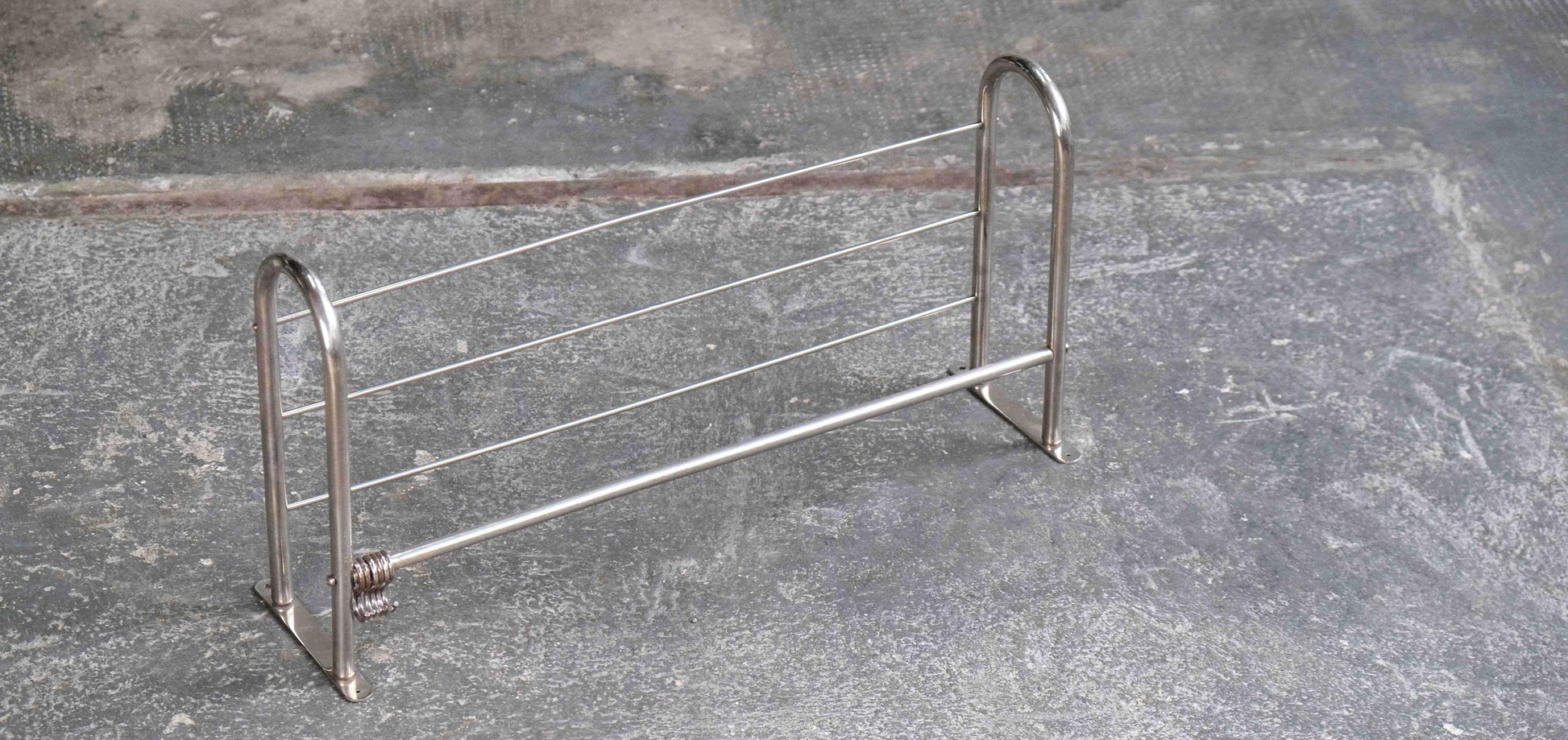 Vintage Wandgarderobe Bauhaus #0014 mit Hutablage und Haken